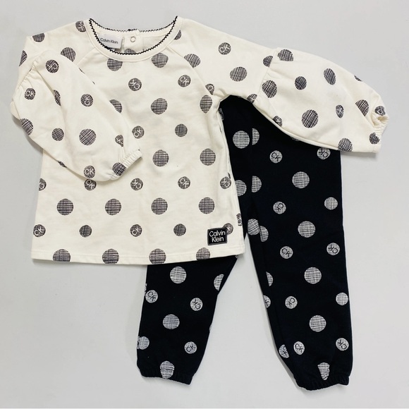 Calvin Klein Dot Set - Picture 1 of 1